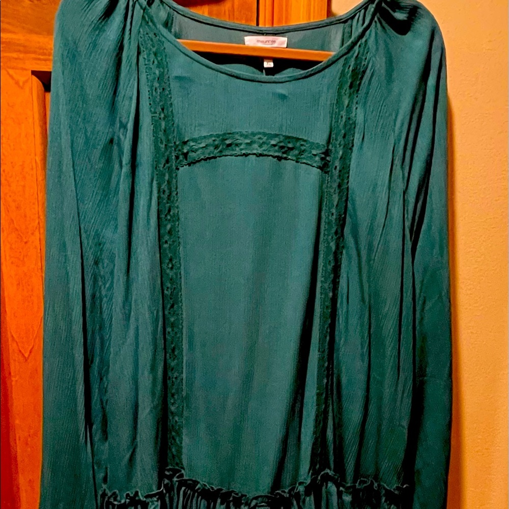 Gorgeous Green-ish Maurices Top